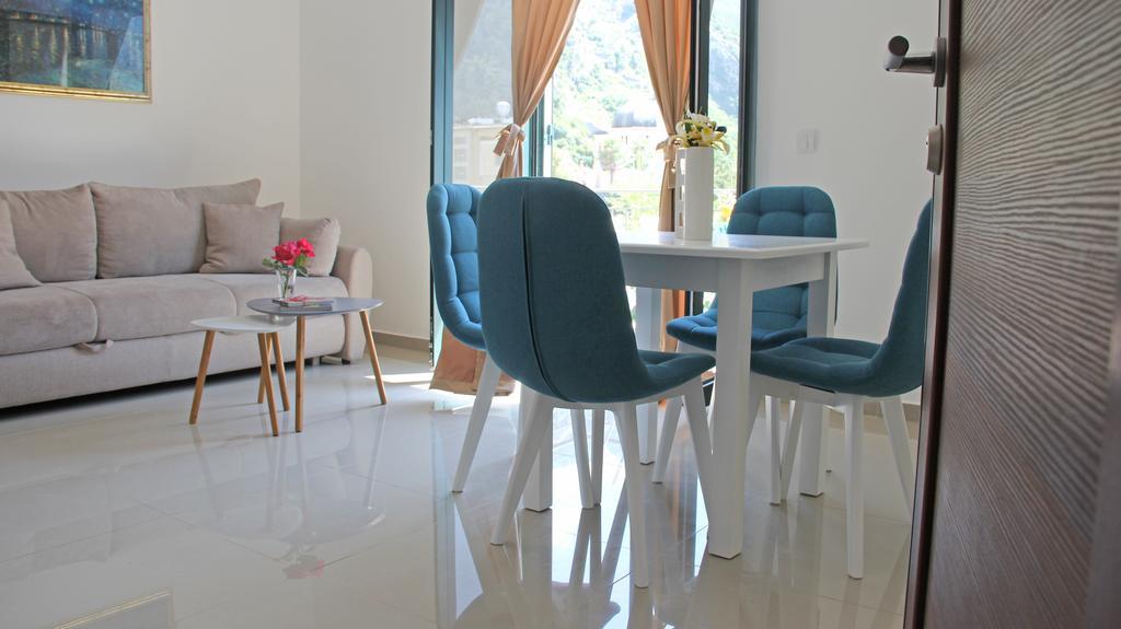 Filipa Apartment Kotor Eksteriør bilde