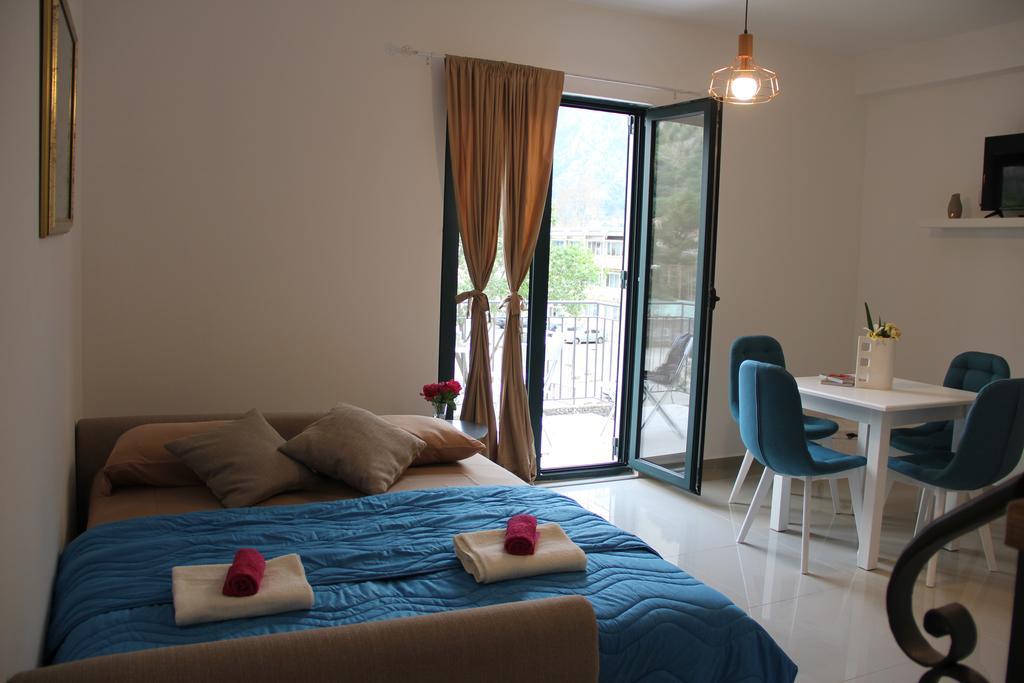 Filipa Apartment Kotor Eksteriør bilde