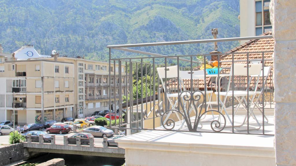 Filipa Apartment Kotor Eksteriør bilde